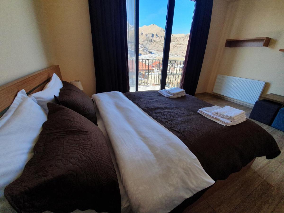 Hotel Horizon Kazbegi Exteriör bild