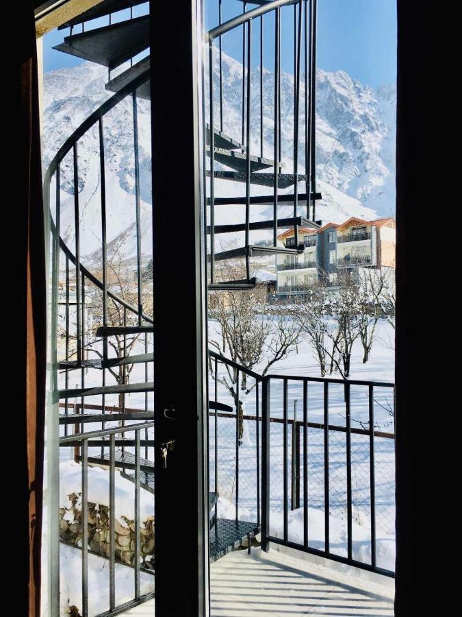 Hotel Horizon Kazbegi Exteriör bild