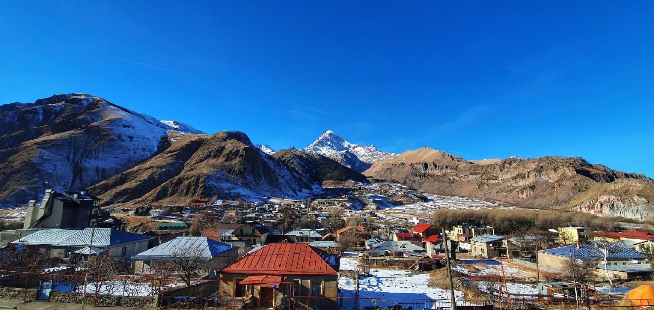 Hotel Horizon Kazbegi Exteriör bild
