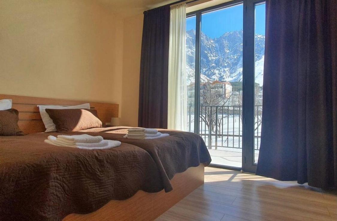 Hotel Horizon Kazbegi Exteriör bild